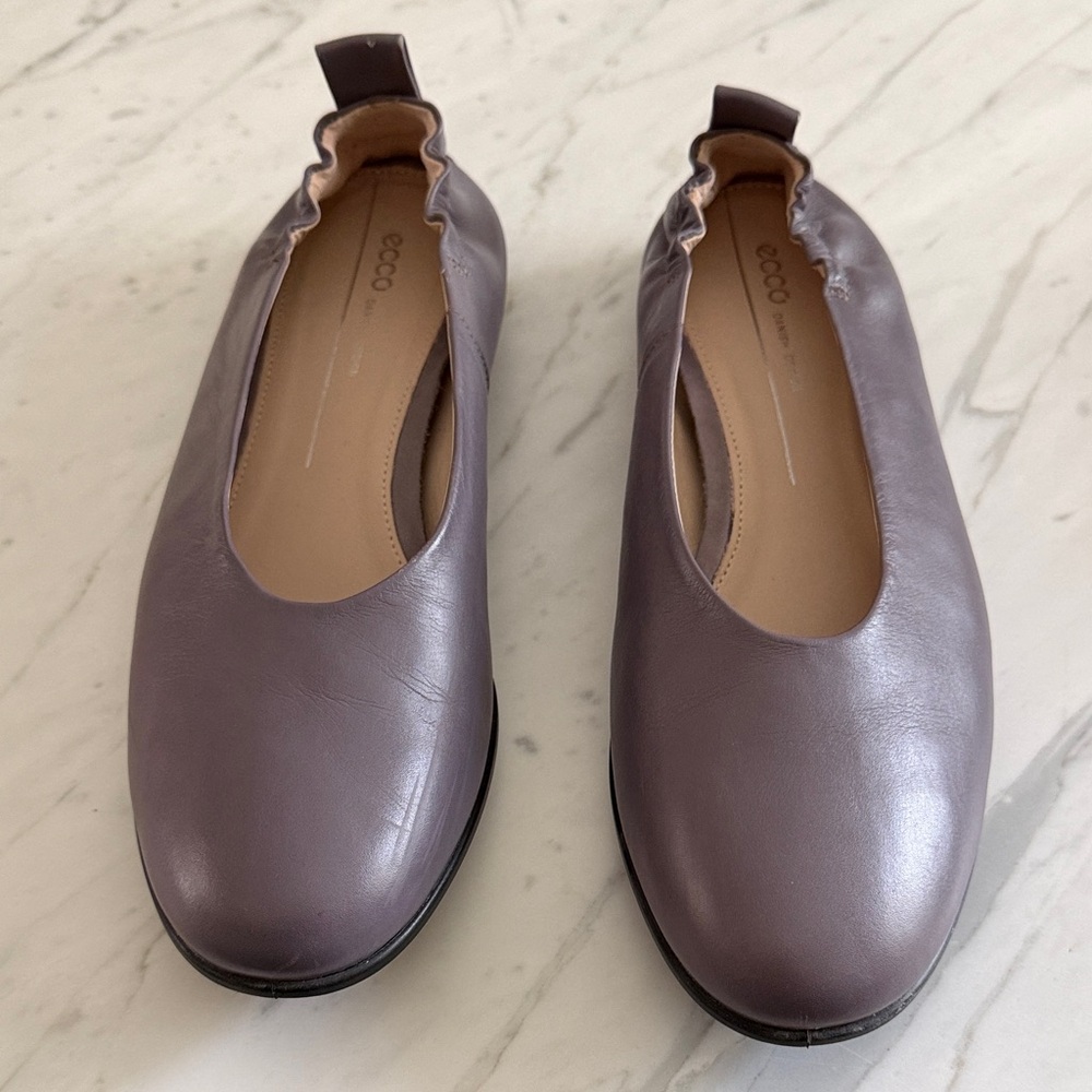 ECCO leather flats.